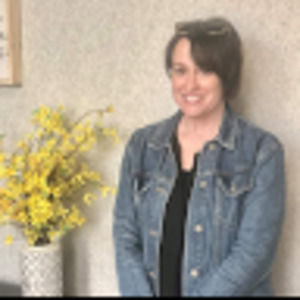 Meet your Posher, Holly